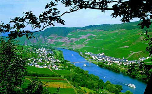 Weindorf Kinheim, Mittelmosel mit dem Ortsteil Kindel