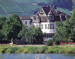 Gästehaus - Wein-Sektgut Spieleshof aus Trittenheim, Mosel